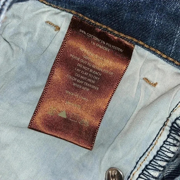 Kut from the Kloth Sophie Bermuda denim shorts - Picture 5 of 5